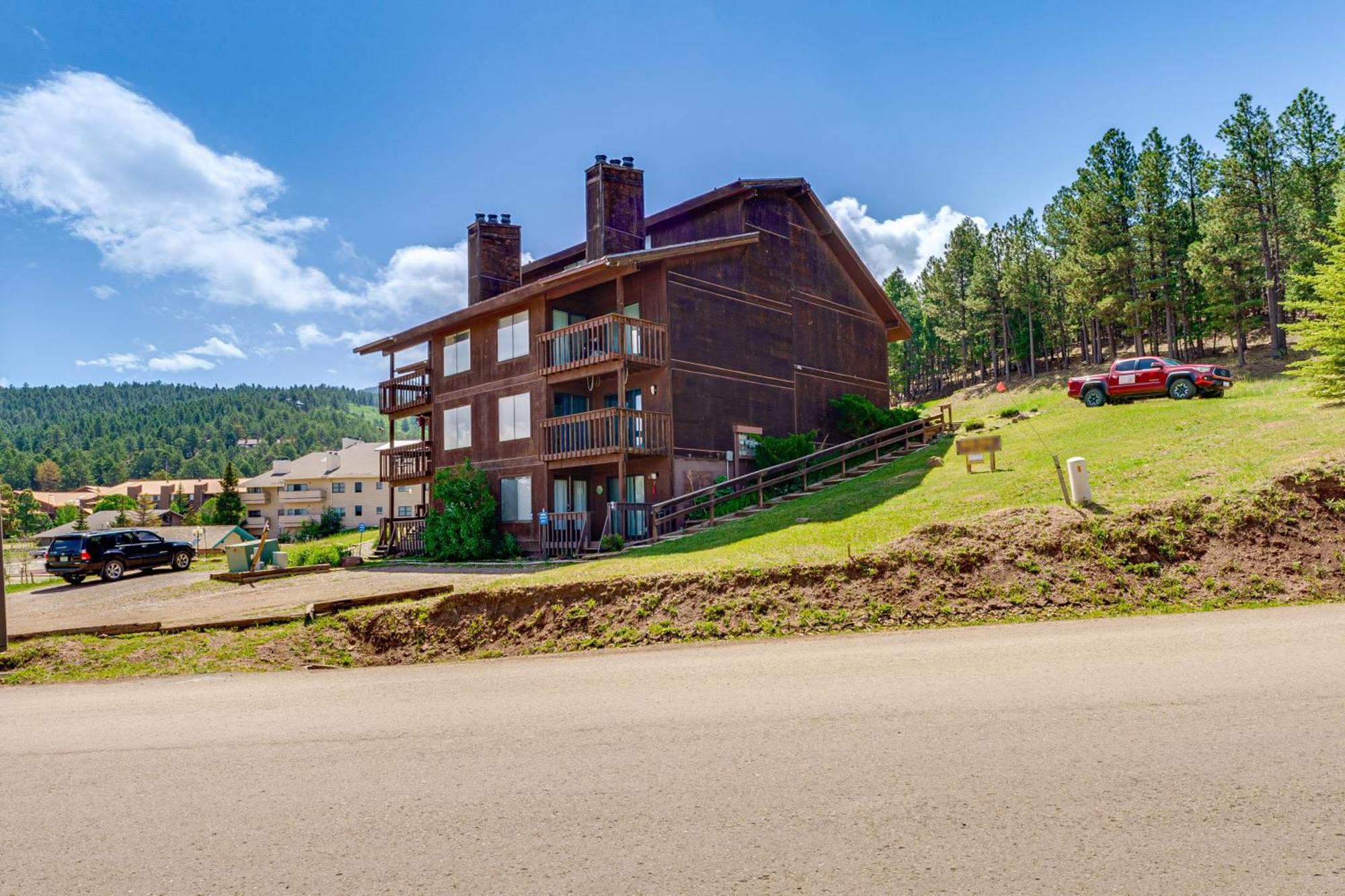 Angel Fire Mountain Condo Steps To Ski Resort! מראה חיצוני תמונה